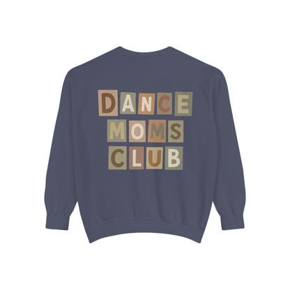 THE CHILL DANCE MOM
