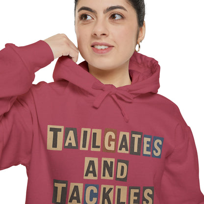 TAILGATES & TACKELS