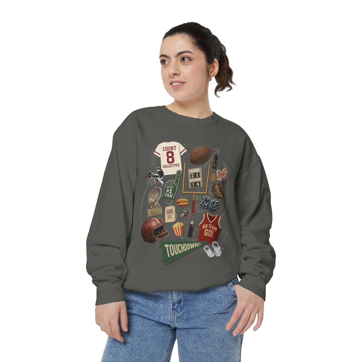VARSITY VIBES CREWNECK