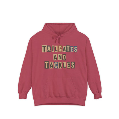 TAILGATES & TACKELS